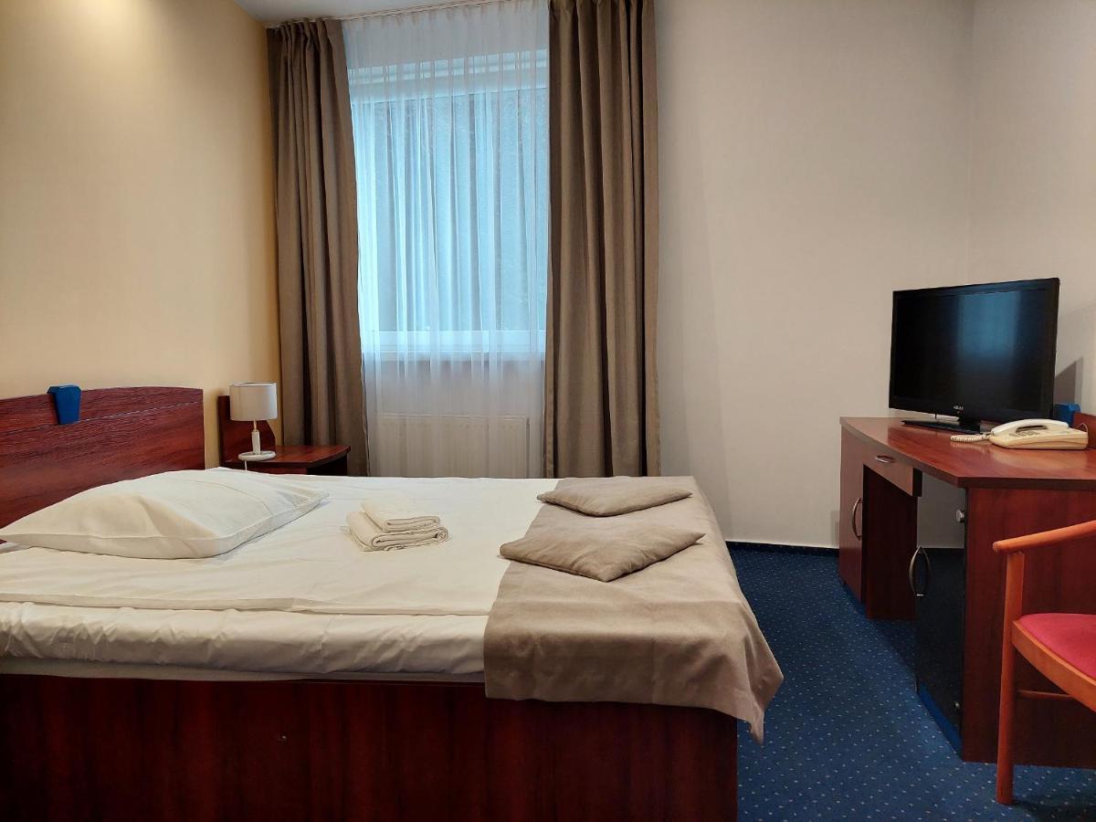 Eurohotel Baniocha Εξωτερικό φωτογραφία
